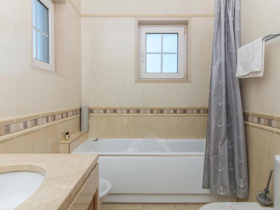 Balaia Mar House - Sea View & Playground & Garage & Bbq & Albufeira Villa Bagian luar foto